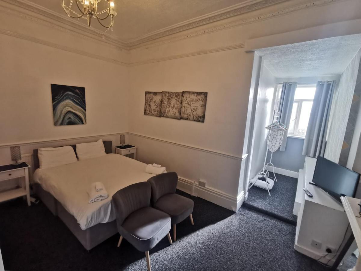 The Alexander - By Tifa Stays Swansea Eksteriør billede